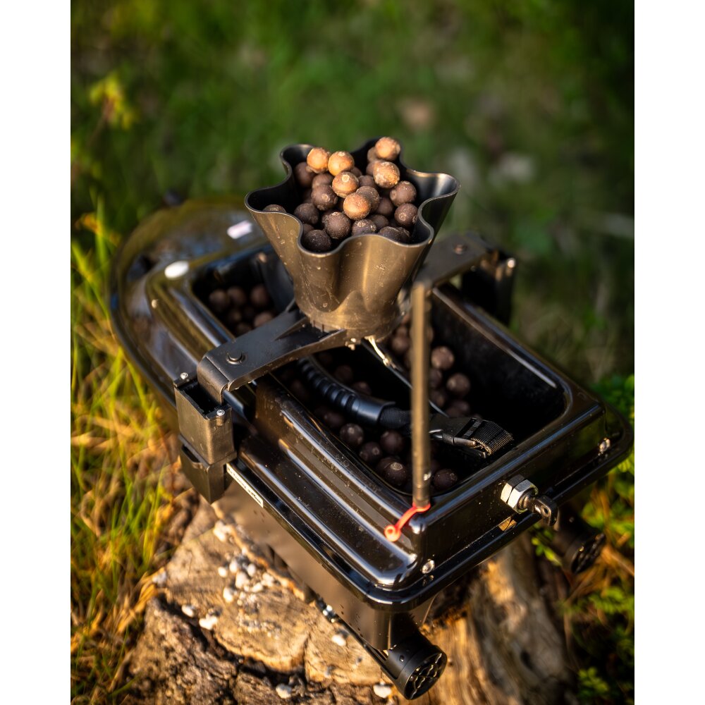 Boatman Bait Spreader