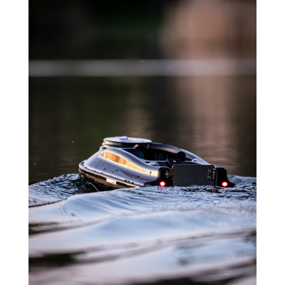 Boatman Actor PRO schwarz mit GPS + Echolot